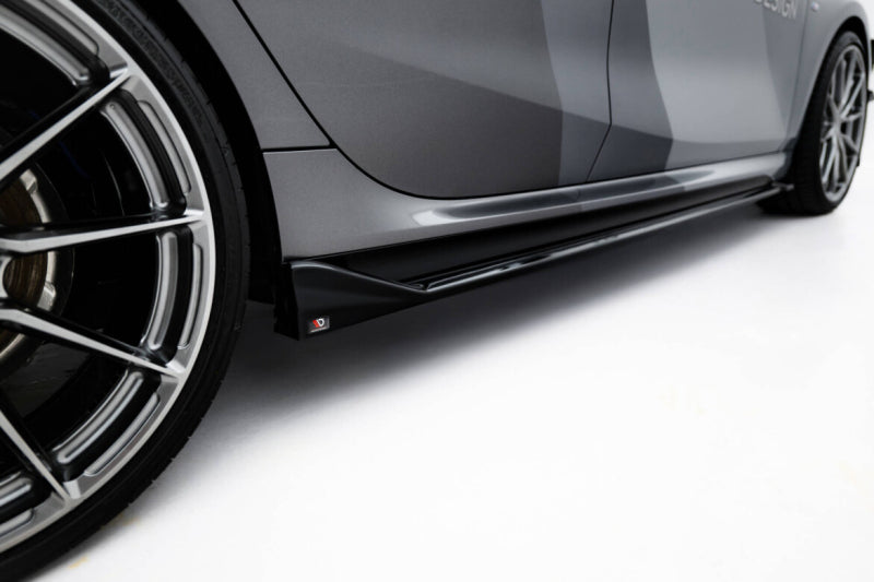 BMW M135i F70 - RAJOUT DES BAS DE CAISSE RACING V.2 MAXTON DESIGN