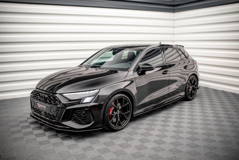 Audi RS3 8Y - RAJOUT DES BAS DE CAISSE STREET PRO MAXTON DESIGN