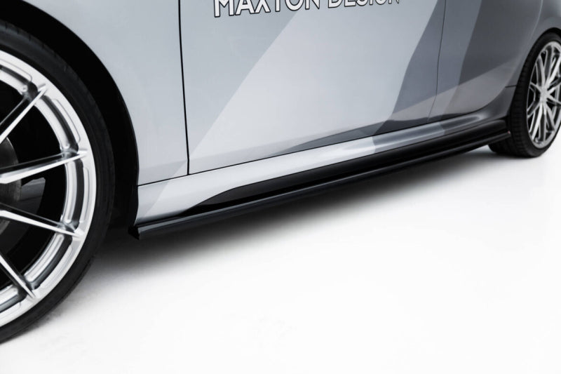 BMW M135i F70 - RAJOUT DES BAS DE CAISSE RACING V.1 MAXTON DESIGN