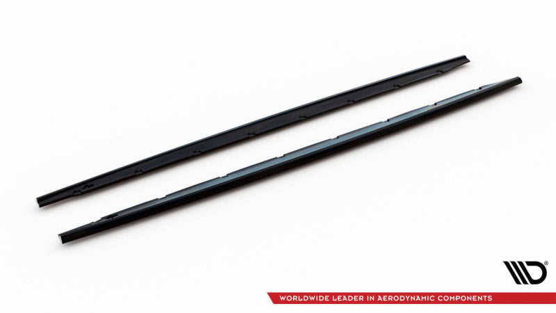 BMW Série 1 F70 Pack M - RAJOUT DES BAS DE CAISSE RACING V.1 MAXTON DESIGN