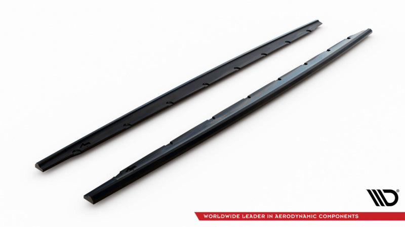 BMW Série 1 F70 Pack M - RAJOUT DES BAS DE CAISSE RACING V.1 MAXTON DESIGN