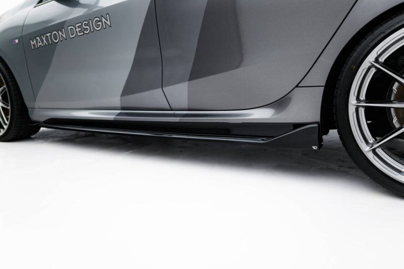 BMW Série 1 F70 Pack M - RAJOUT DES BAS DE CAISSE RACING V.2 MAXTON DESIGN
