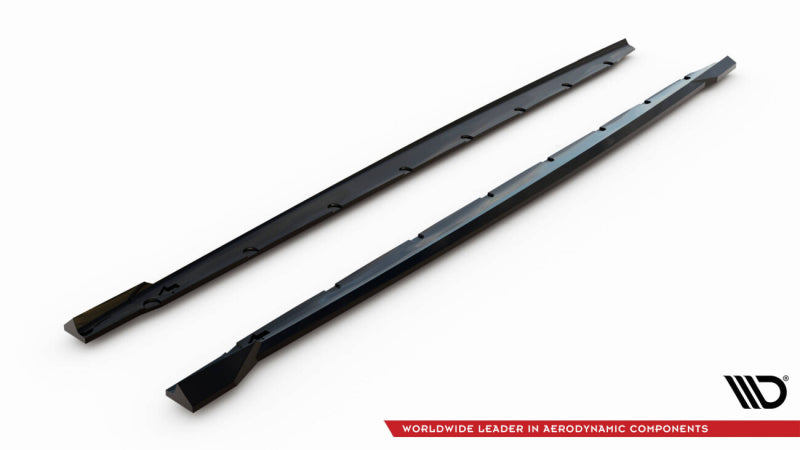 BMW Série 1 F70 Pack M - RAJOUT DES BAS DE CAISSE RACING V.3 MAXTON DESIGN