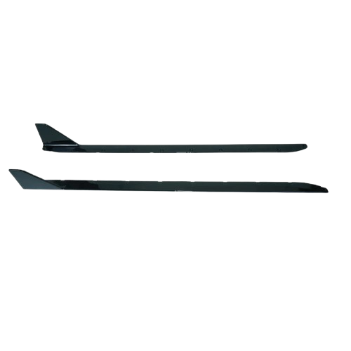 BMW  M3 G80  – Bas de caisse style M Performance en noir gloss