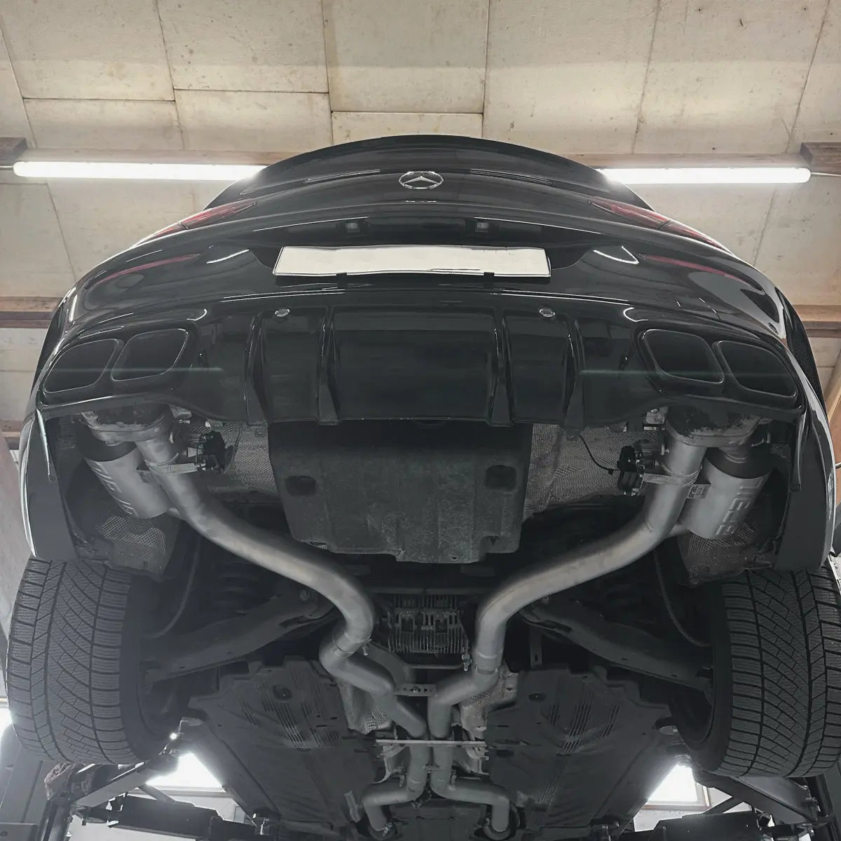 Échappement Mercedes C63S W205