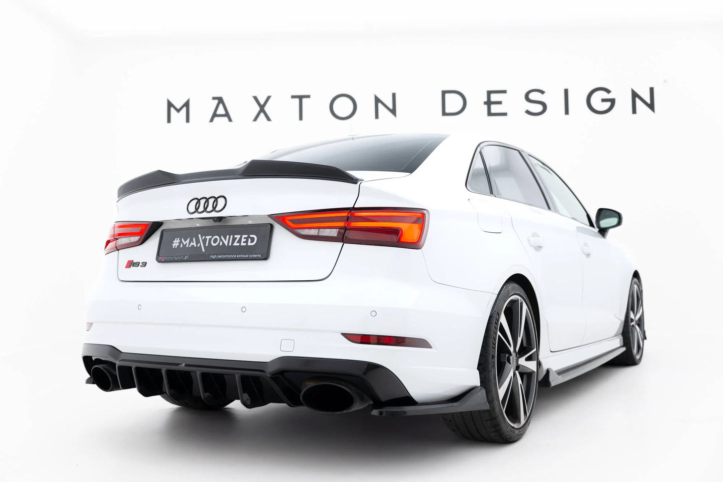 AUDI RS3 8V LIMOUSINE FACELIFT - Maxton Design Diffusor V2