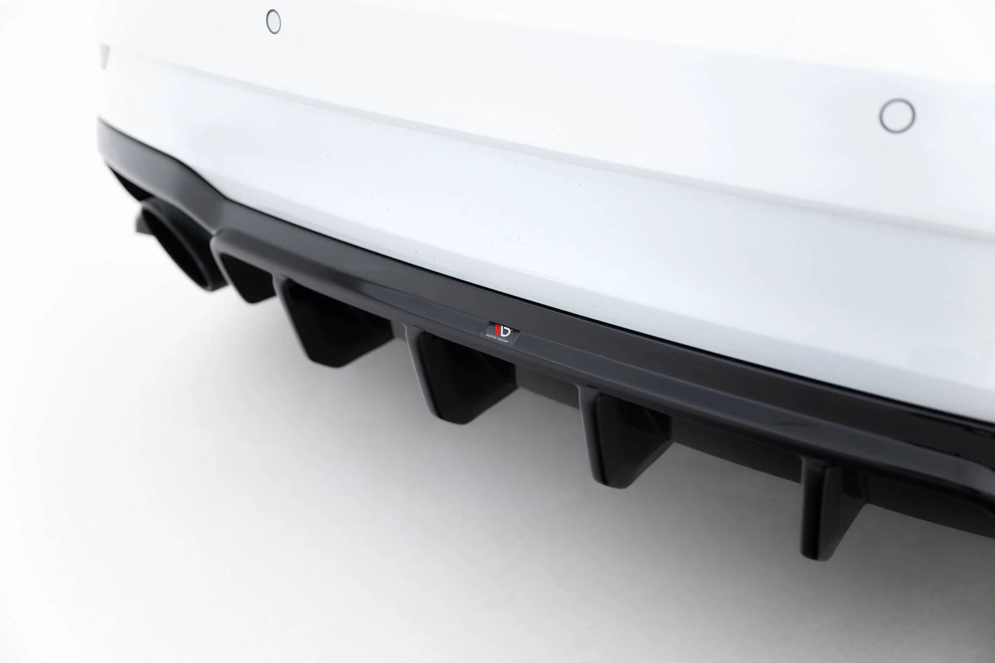 AUDI RS3 8V LIMOUSINE FACELIFT - Maxton Design Diffusor V2