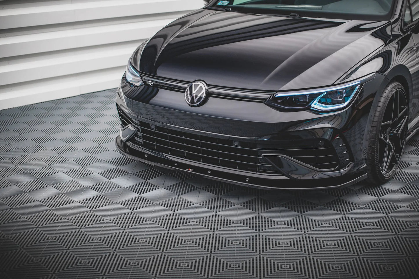 VW GOLF 8R - Maxton Design Frontspoiler V1