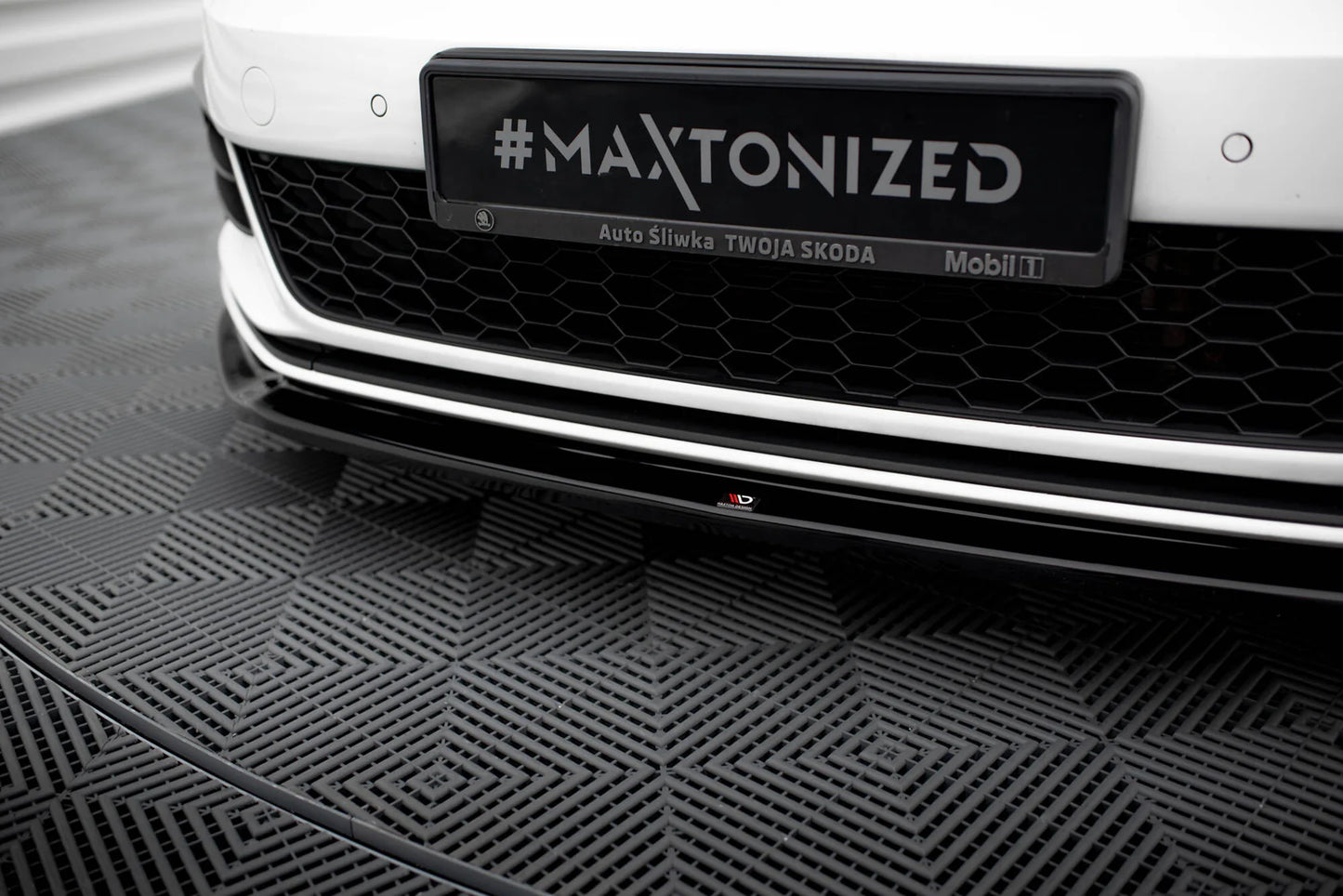VW GOLF 7 GTI Facelift - Maxton Design Frontspoiler V2