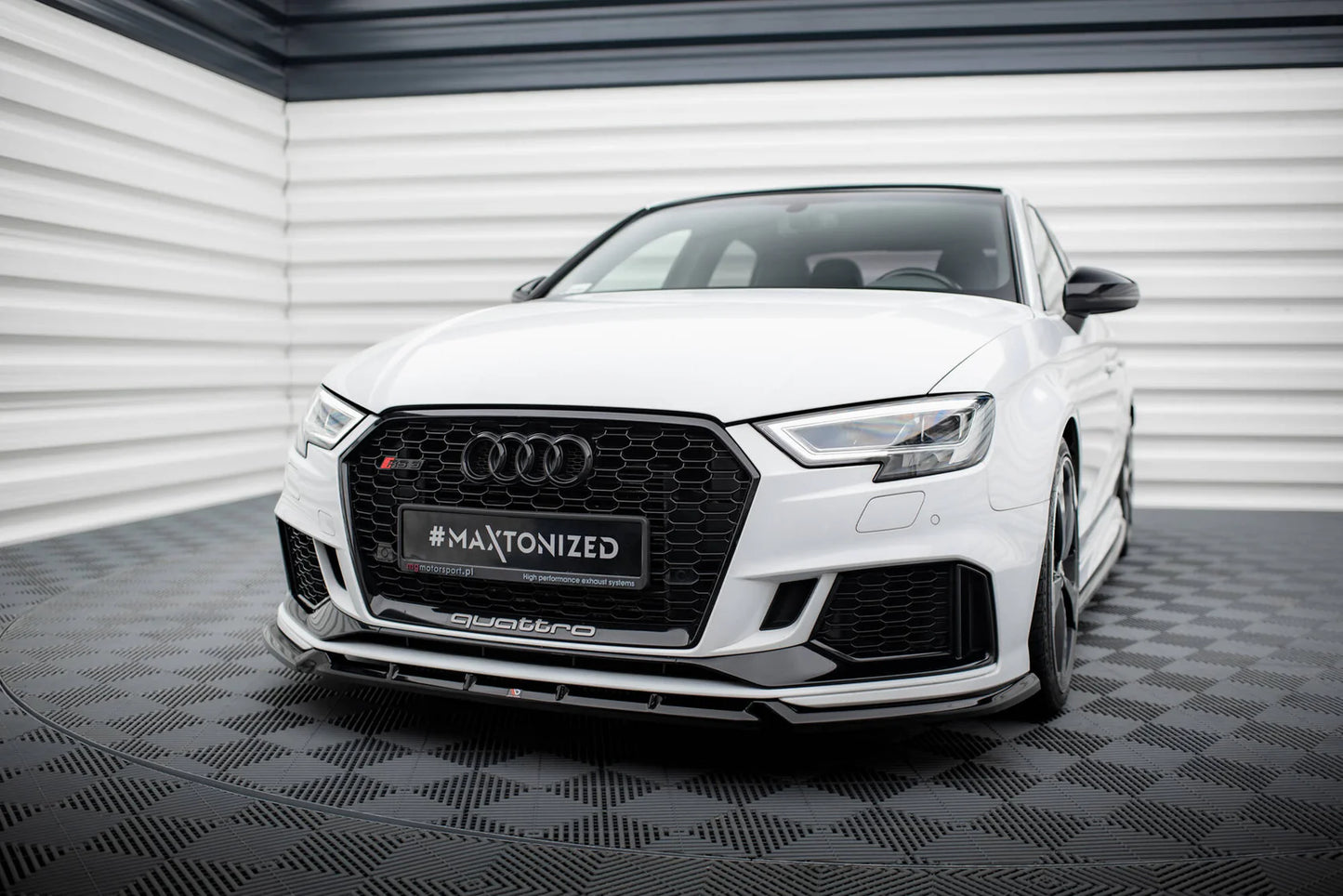 AUDI RS3 8V SEDAN FACELIFT - Maxton Design V3 Frontspoilerlippe