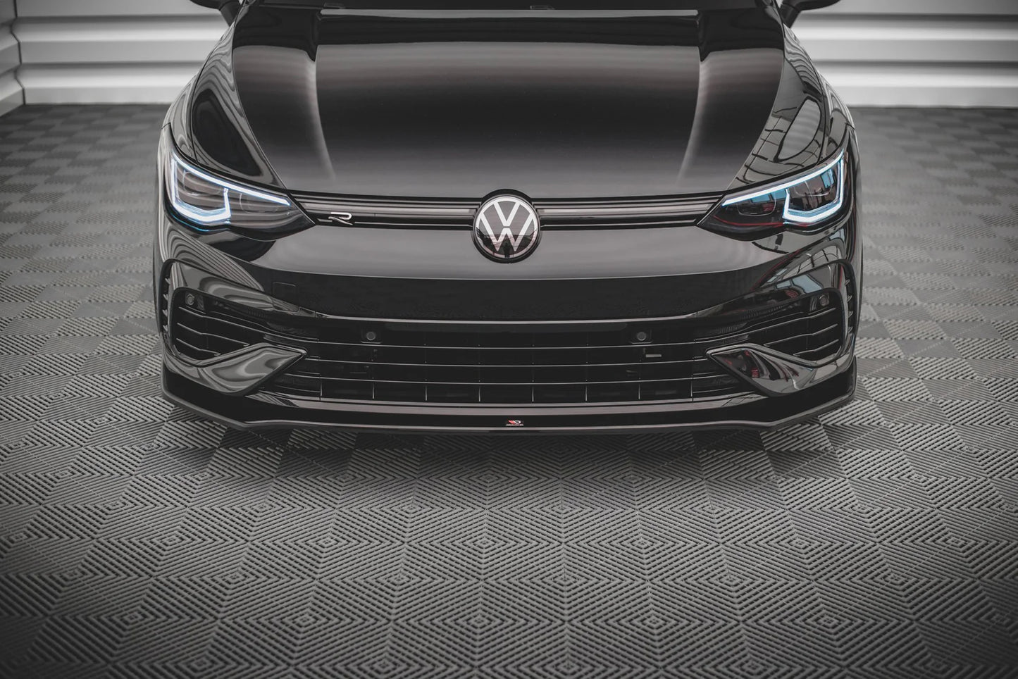 VW GOLF 8R - Maxton Design Frontspoiler V3
