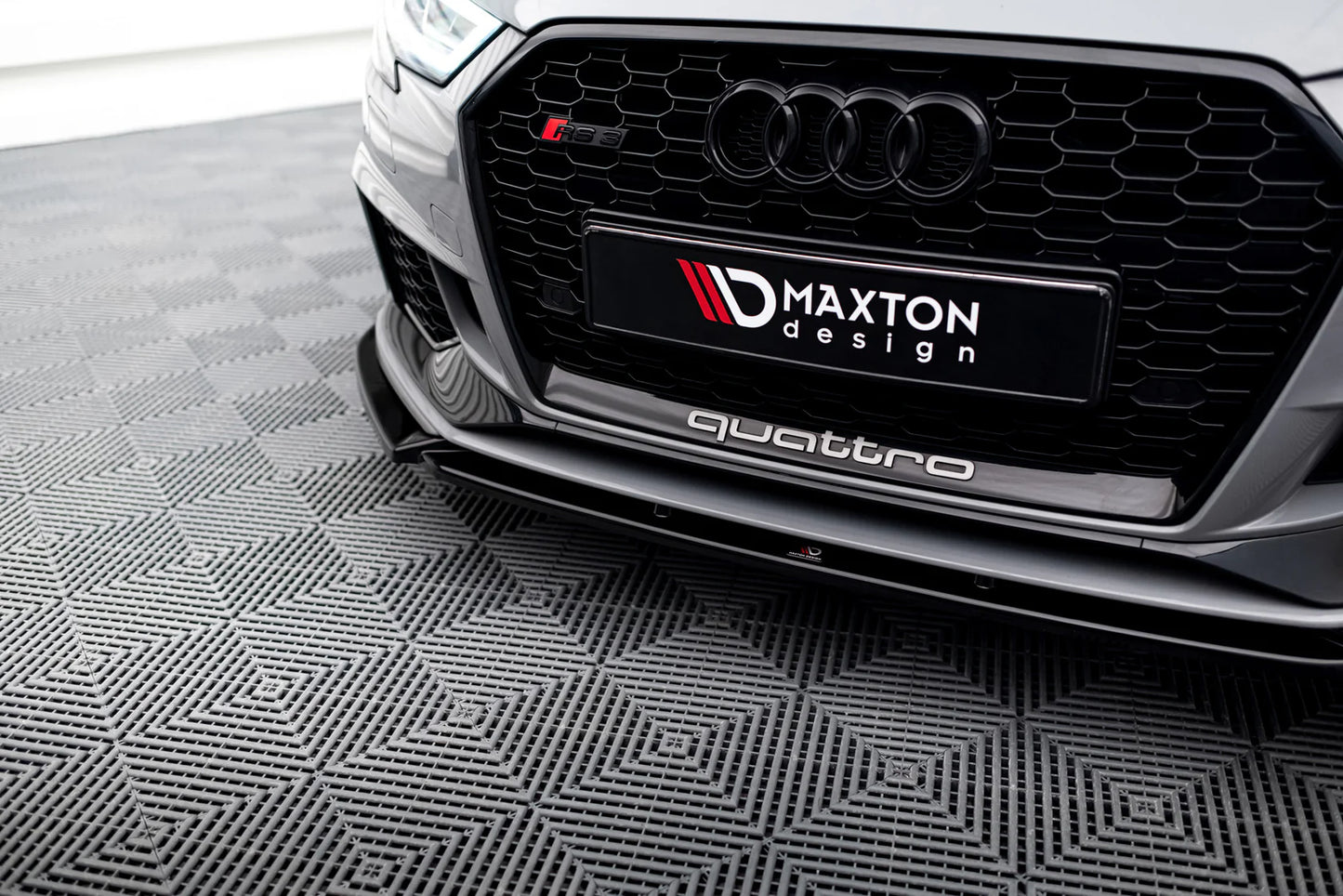 AUDI RS3 8V SPORTBACK FACELIFT - Maxton Design V4 Frontspoilerlippe
