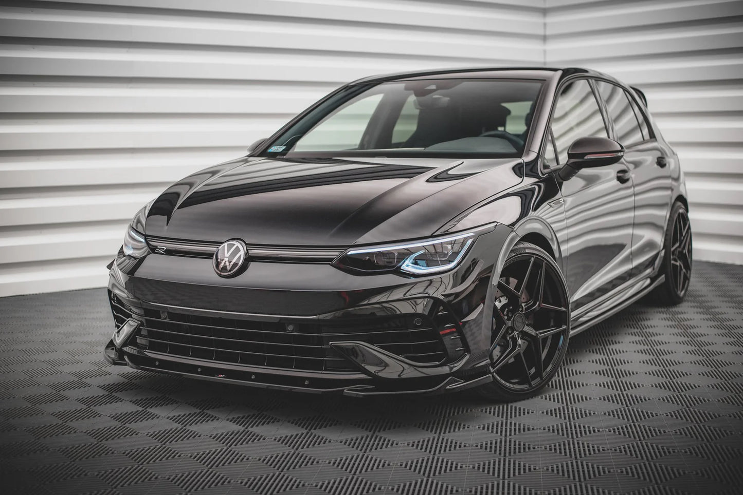 VW GOLF 8R - Maxton Design V4 Spoilerlippe