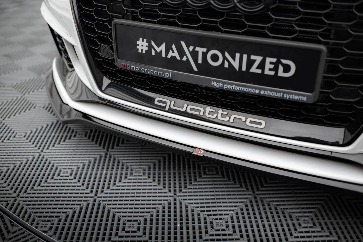 AUDI RS3 8V LIMOUSINE FACELIFT - Maxton Design V5 Frontspoiler
