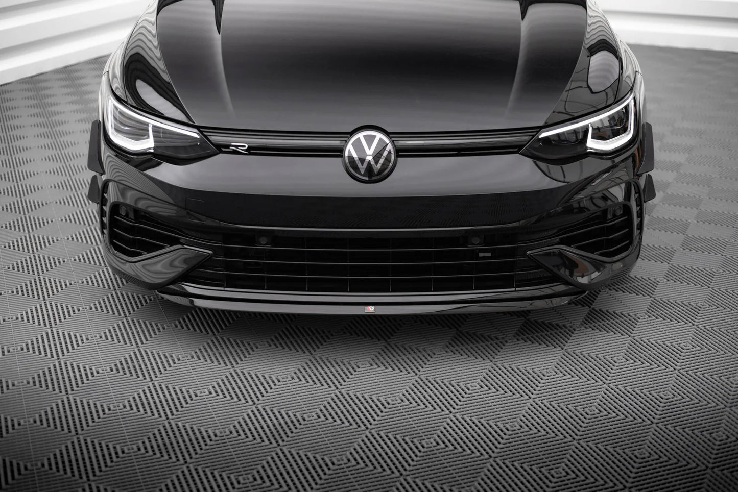 VW GOLF 8R - Maxton Design Frontspoiler V7