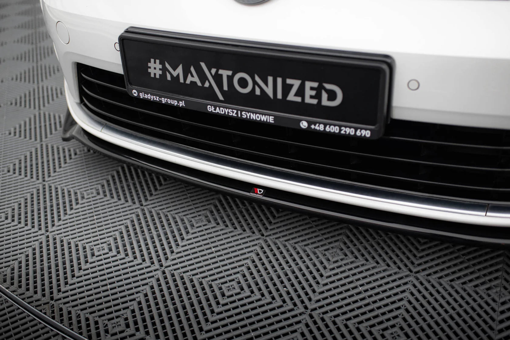 VW GOLF 7R - Lame Maxton Design V2 – Image 3